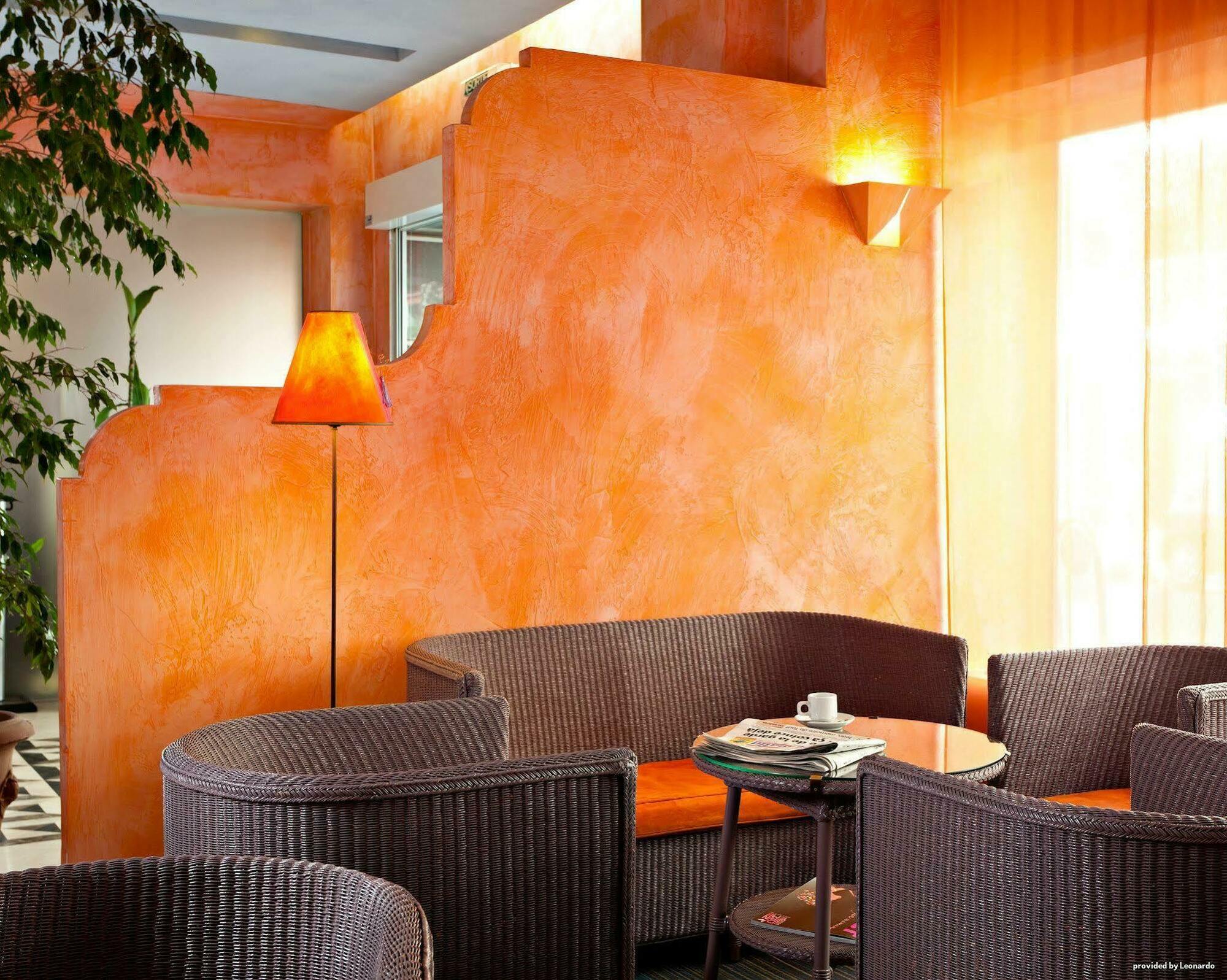 Western Astoria Hotel